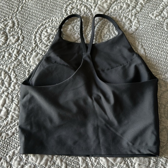 Sports bra, size medium. Never worn.  Old Navy. Black. - Picture 2 of 3